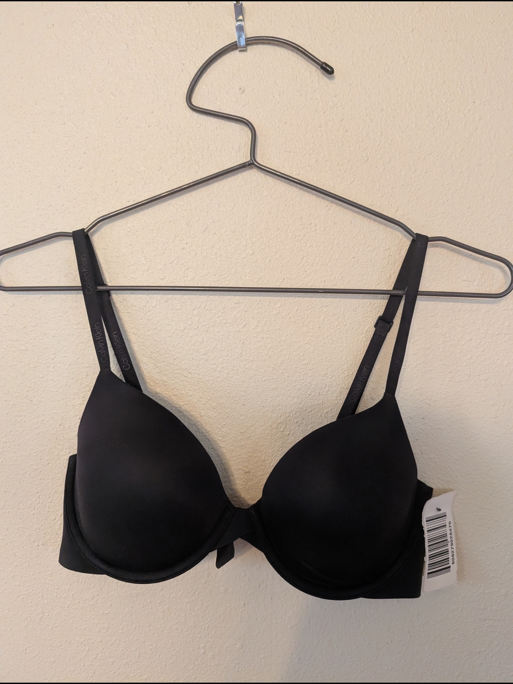 NWOT Calvin Klein Perfectly Fit Lightly Lined Tshirt Bra Black 34B